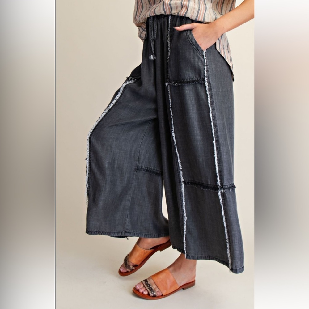 Small - 3X  362 1-G ❤️ BLACK EASEL SELF FRAY WASHED CHAMBRAY PALAZZO
PLUS PANTS - Picture 2 of 5